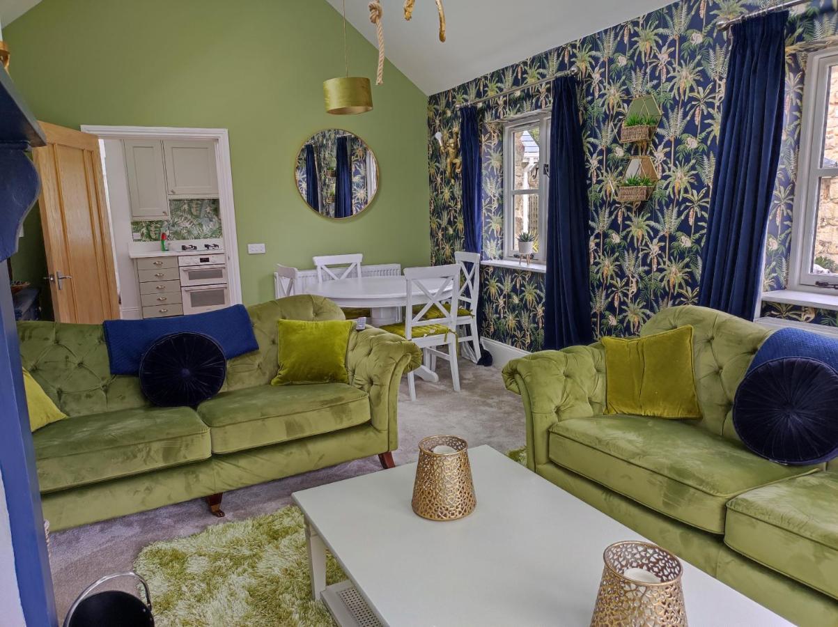 Tree Fern Barn Villa Сейнт Остел Екстериор снимка