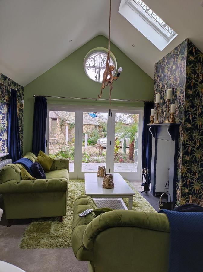 Tree Fern Barn Villa Сейнт Остел Екстериор снимка